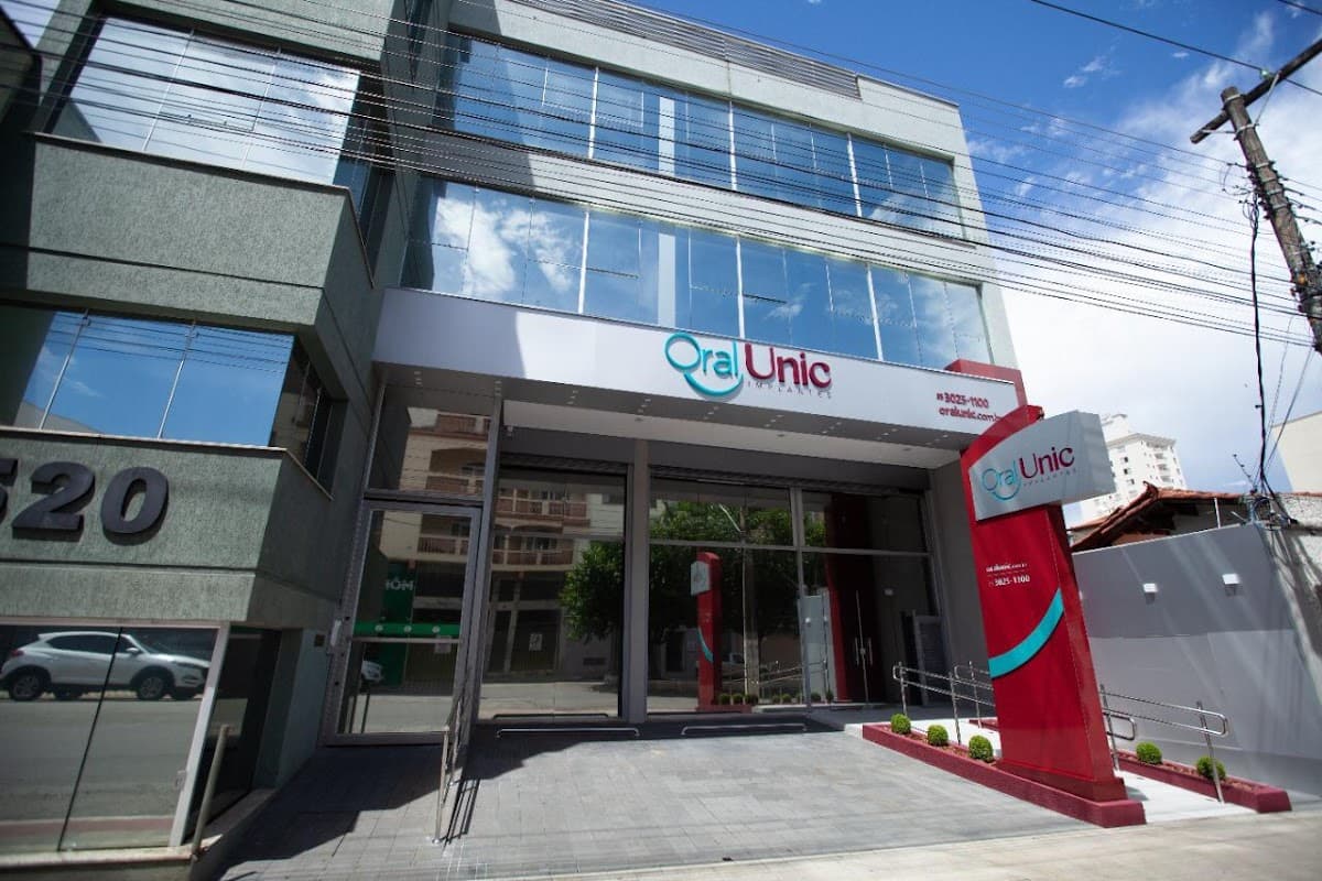 Equipe de dentistas da Oral Unic